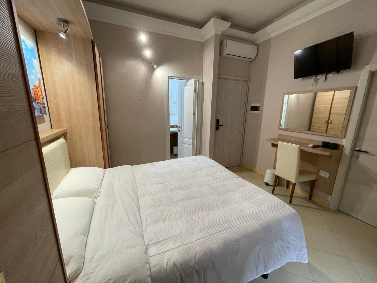 Ambasada Suite Rome Buitenkant foto